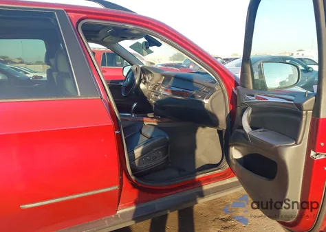 2012 BMW X5 xDrive35D z USA, uszkodzony, nr VIN 5UXZW0C54CL663456